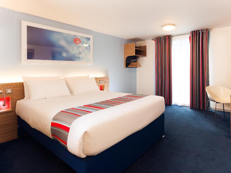 Travelodge Worthing Seafront Экстерьер фото