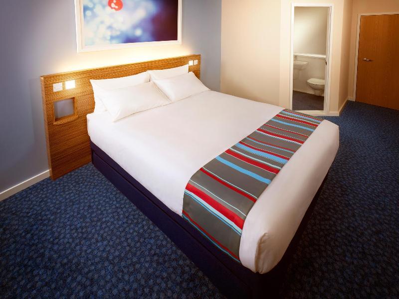 Travelodge Worthing Seafront Экстерьер фото